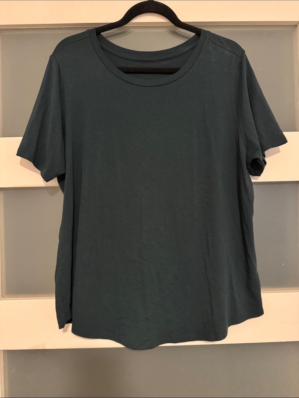Universal Standard Light-As-Air Tee Rex Crew Neck Classic Tee S 14-16 Deep Sea